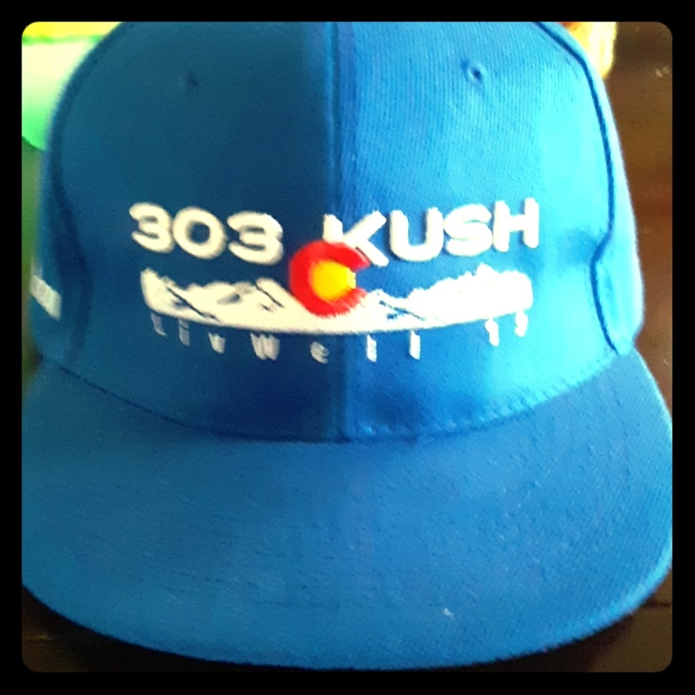 live well Kush hat snapback